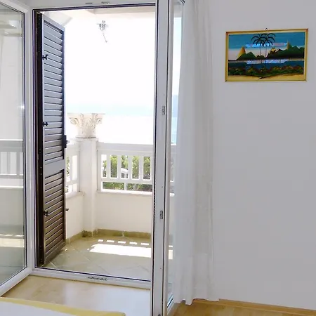 Beach Front Apartments Balica Rat Omis Exterior photo